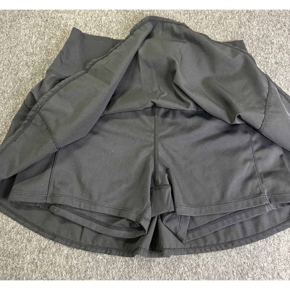 Buc-ee's Skort Skirt + Shorts Pocket Size Medium Black Tennis Pickleball Golf - Picture 8 of 12